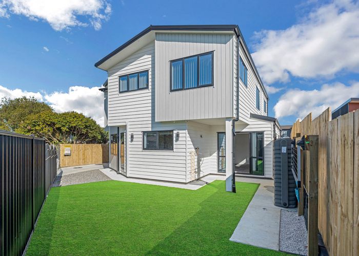  at Lot 1/25A Leaver Place, Weymouth, Manukau City, Auckland