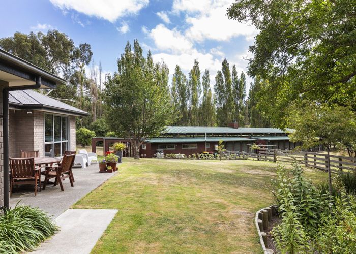  at 69 Avoca Valley Road, Heathcote, Christchurch City, Canterbury