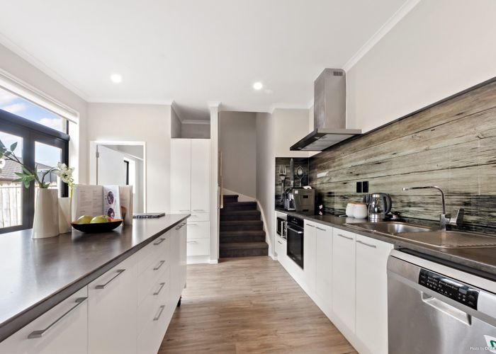 at 6 Derg Place, East Tamaki, Auckland