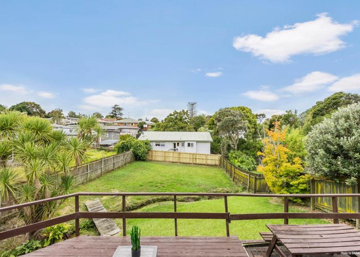  at 2/12 Broadview Place, Howick, Manukau City, Auckland