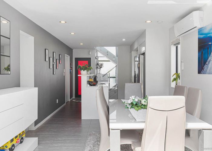  at 42 Makamaka Lane, Albany Heights, Auckland