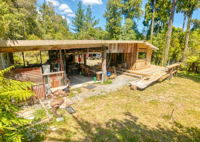  at 215 Clifton Road, Kaiata, Greymouth