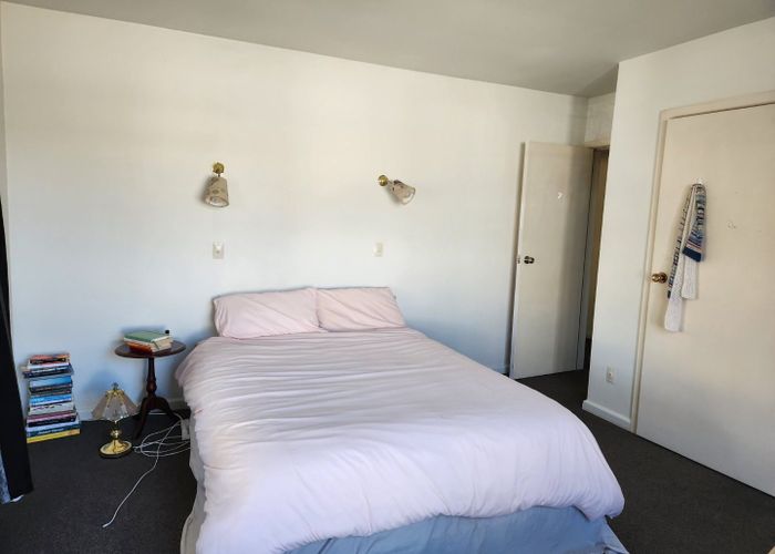  at 8 Moorpark Place, Ilam, Christchurch City, Canterbury