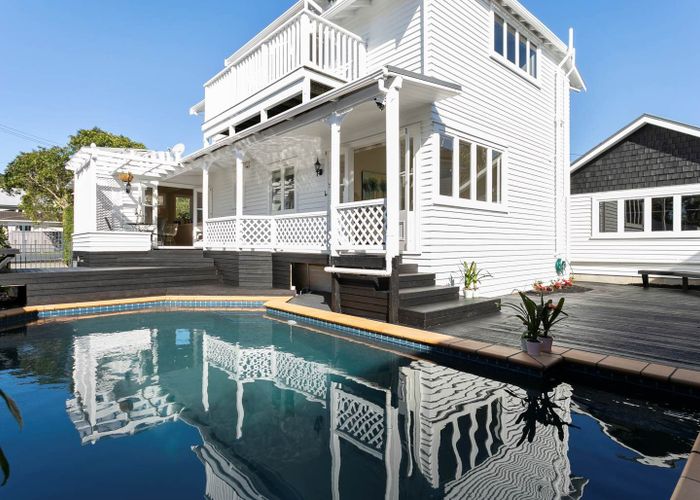  at 22 Ara Street, Remuera, Auckland