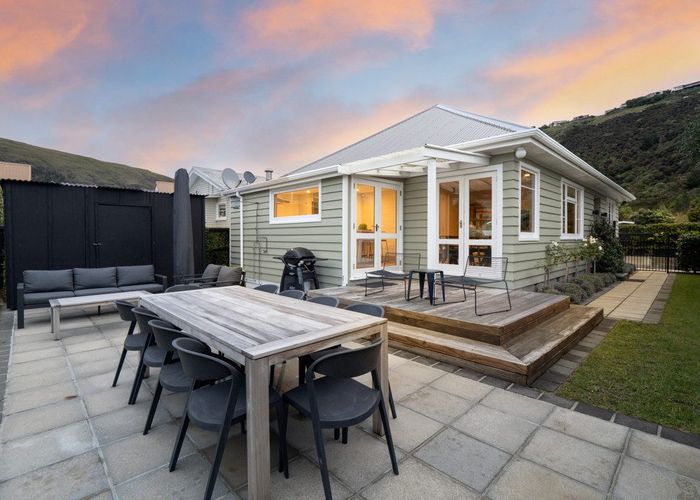  at 3 Whitfield Street, Sumner, Christchurch