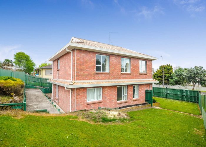  at 38 Barbados Drive, Unsworth Heights, North Shore City, Auckland