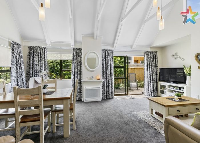  at 4/5A Bloomfield Terrace, Hutt Central, Lower Hutt