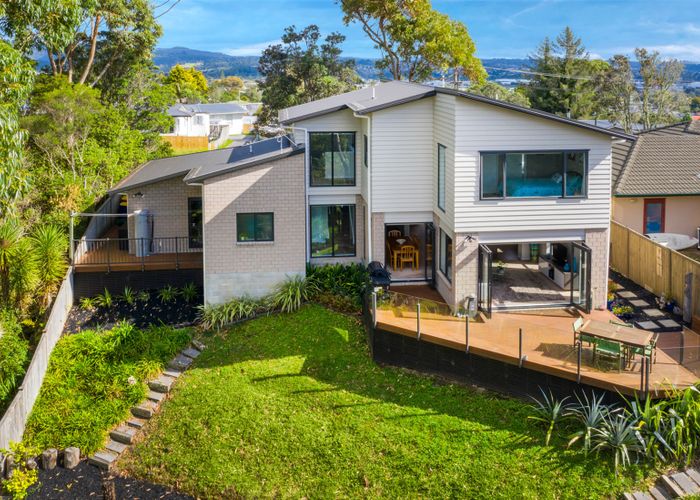  at 60 Sunhill Road, Sunnyvale, Auckland