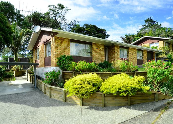  at 1/48 Reynella Drive, Massey, Auckland