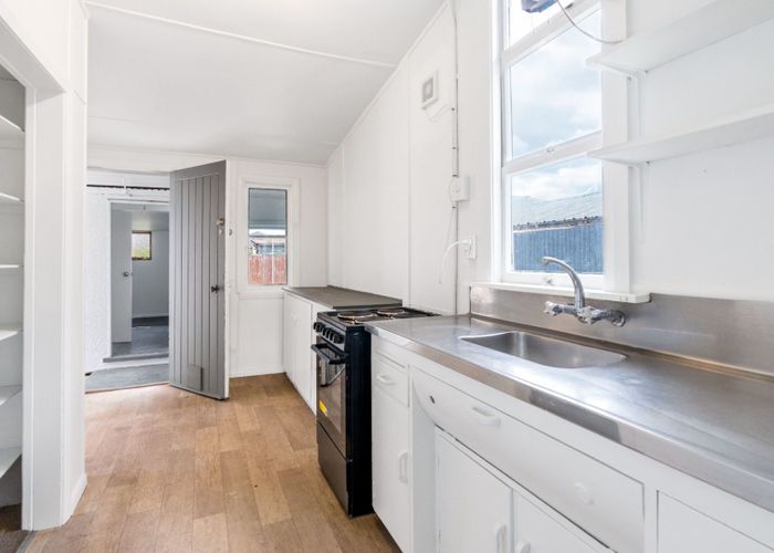  at 38  Antigua Street, Addington, Christchurch City, Canterbury