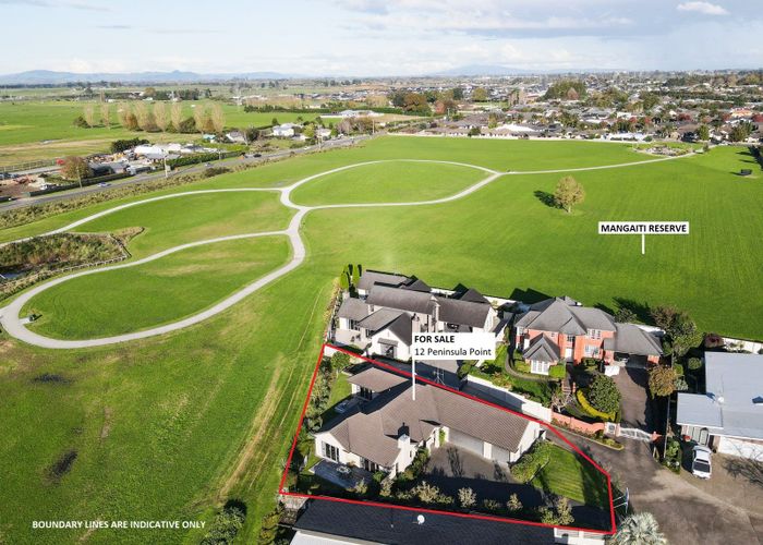  at 12 Peninsula Point, Huntington, Hamilton