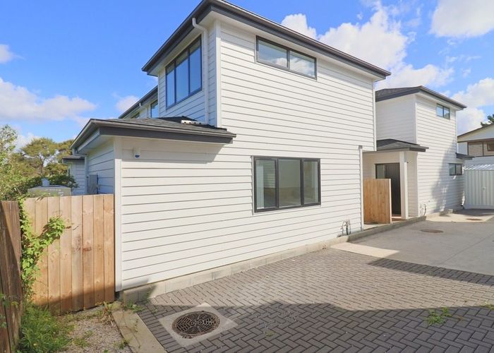  at 127B Oreil Ave, West Harbour, Waitakere City, Auckland