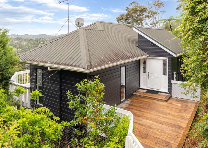  at 292 Forest Hill Road, Waiatarua, Auckland