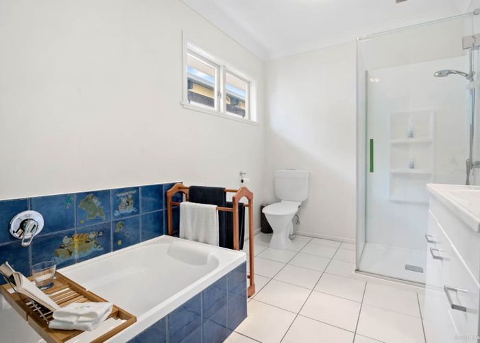  at 1/27 Challinor Street, Pakuranga, Auckland
