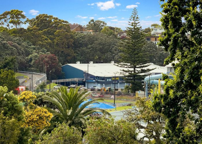  at 2/19 Lagoon Drive, Panmure, Auckland City, Auckland