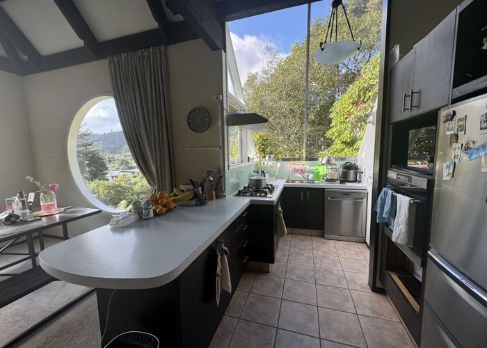  at 454a Stokes Valley Road, Stokes Valley, Lower Hutt, Wellington