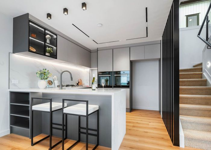  at 2B Rangitoto Terrace, Milford, North Shore City, Auckland