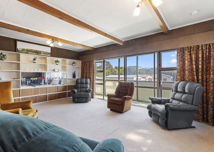  at 13 Lambley Road, Titahi Bay, Porirua