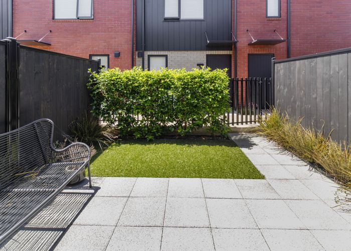  at 6/7 Boyd Avenue, Mangere Bridge, Manukau City, Auckland