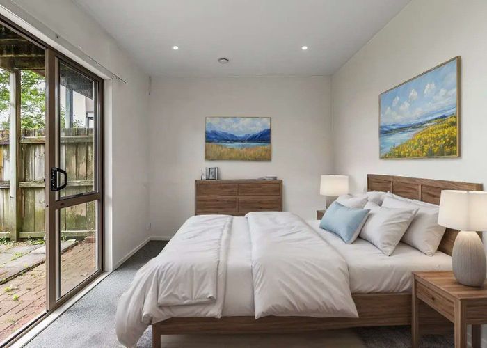  at 17/14 Ambrico Place, New Lynn, Auckland