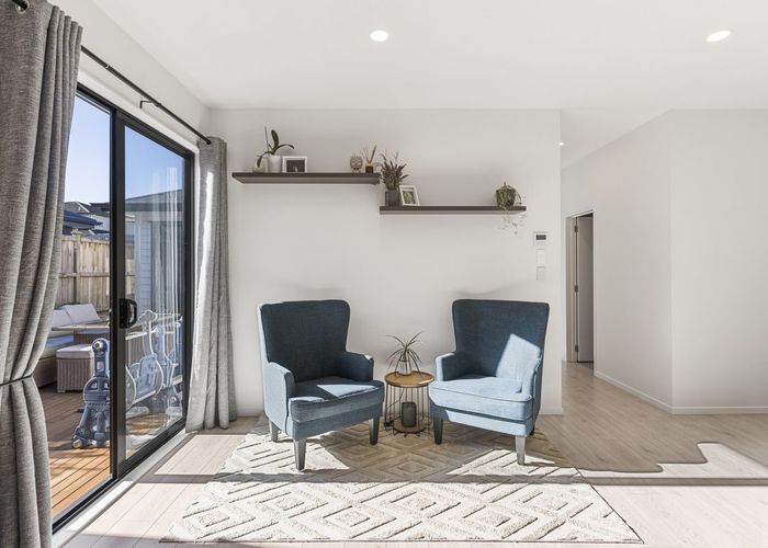  at 9 Lusitano Drive, Karaka, Papakura