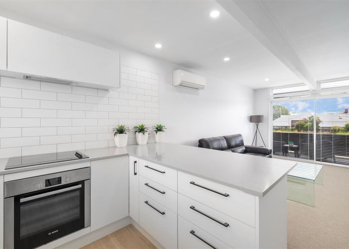  at 8/58 Papanui Road, Merivale, Christchurch