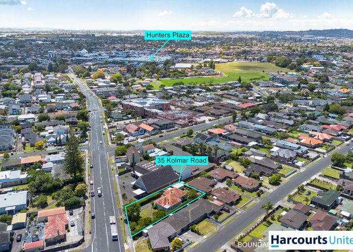  at 35 Kolmar Road, Papatoetoe, Auckland