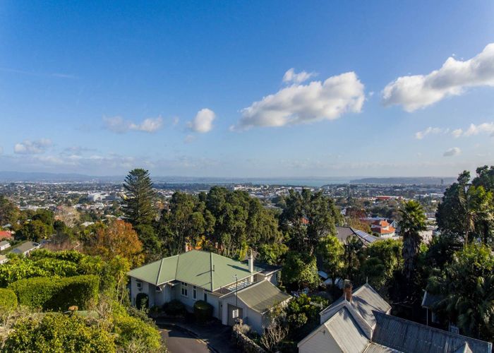  at 20A Hillside Crescent South, Mount Eden, Auckland City, Auckland