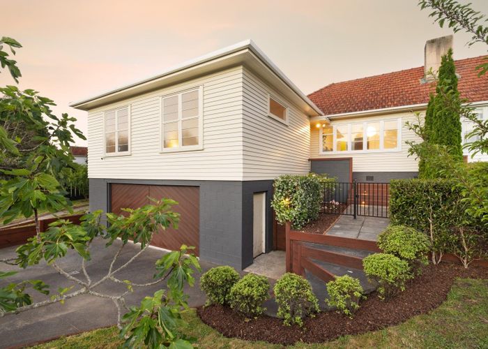  at 44 Plunket Terrace, Hamilton East, Hamilton, Waikato