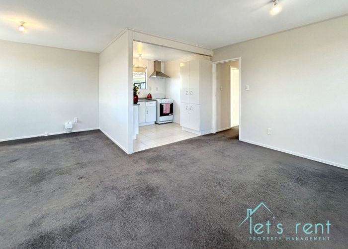  at 18 Halloran Place, Massey, Waitakere City, Auckland