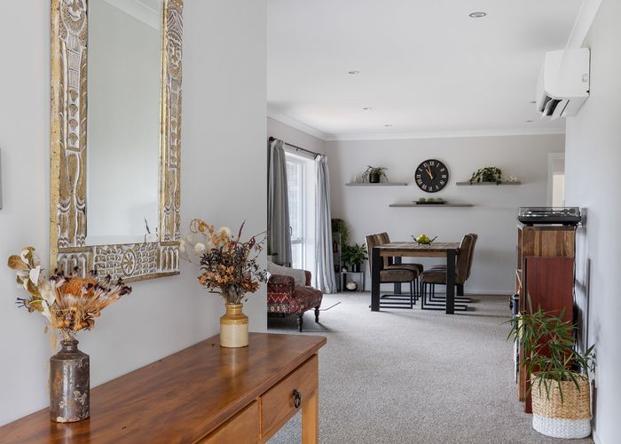 at 20 Roger Guy Place, Welcome Bay, Tauranga