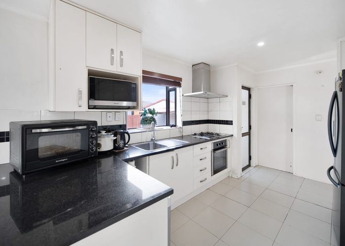  at 30a Avis Avenue, Papatoetoe, Manukau City, Auckland