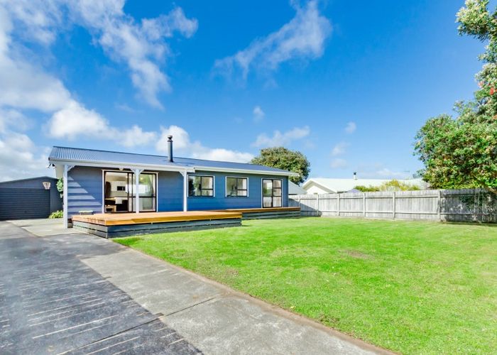  at 16 Tobys Way, Waikanae Beach, Waikanae