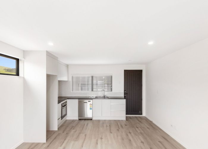  at 27b Ferndale Road, Kawakawa Bay, Manukau City, Auckland