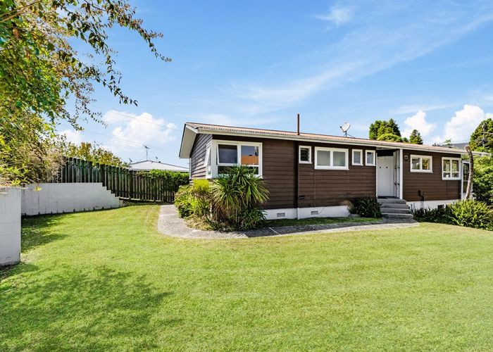  at 33 Tomo Street, New Lynn, Auckland