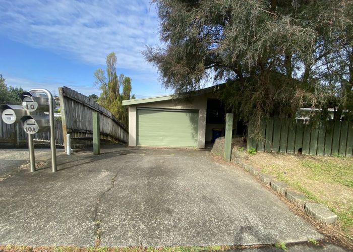  at 10A Cedar Heights Ave, Massey, Waitakere City, Auckland