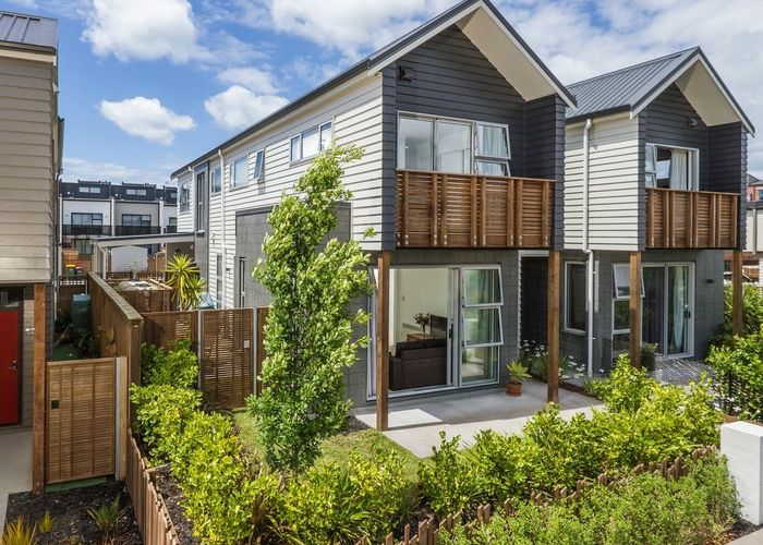  at 41 Liquidambar Drive, Hobsonville, Waitakere City, Auckland