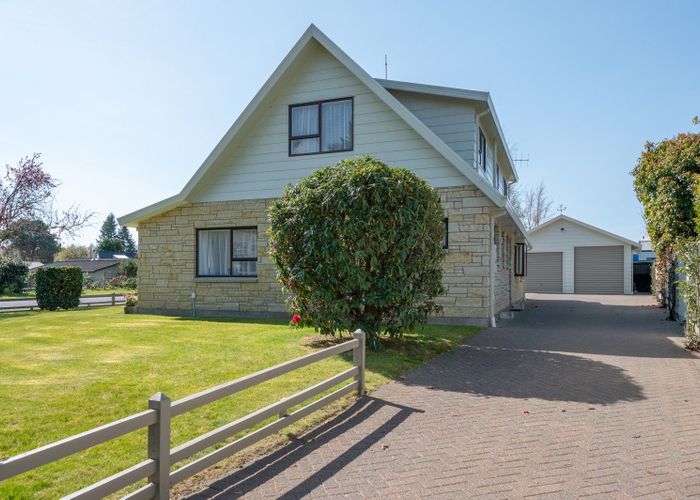  at 2 Gibbs Place, Taupo
