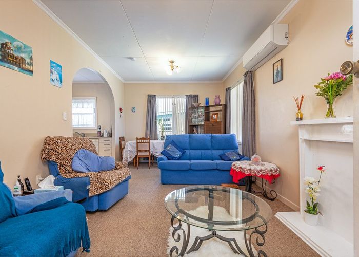 at 8 Hart Street, Foxton Beach, Horowhenua, Manawatu / Whanganui