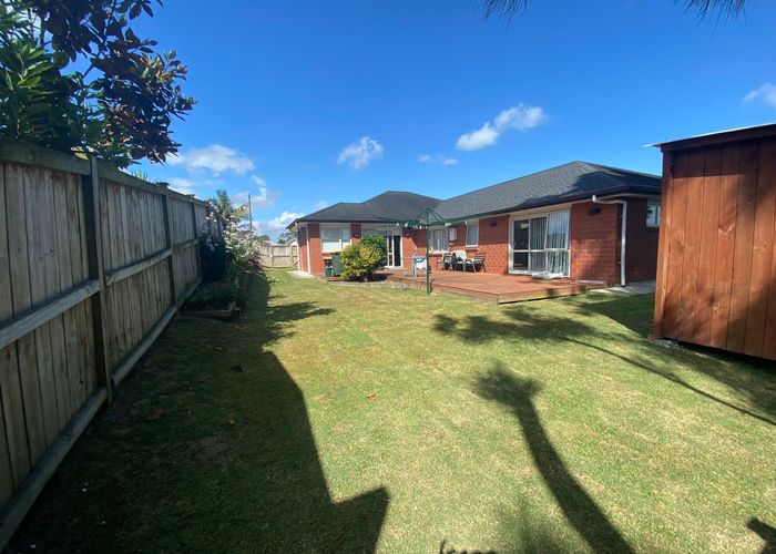  at 5 Kilmacrennan Drive, Rosehill, Papakura, Auckland