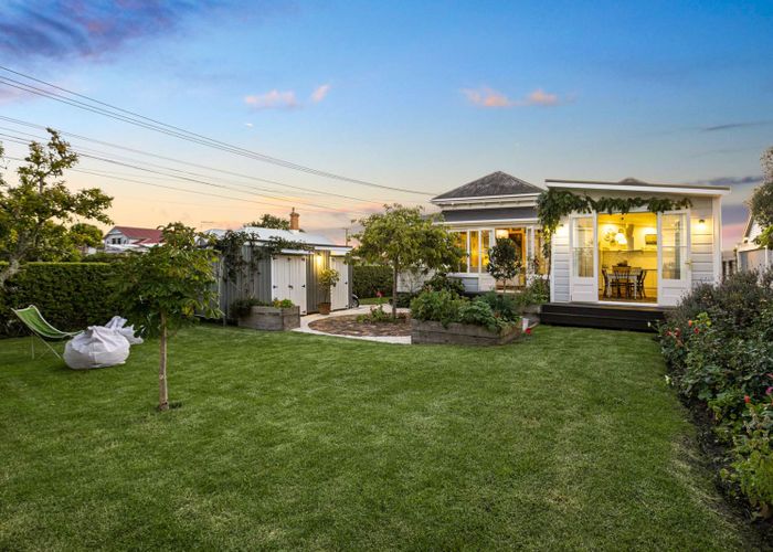  at 116 Victoria Road, Devonport, Auckland