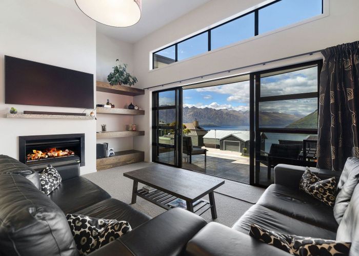  at 70 Wynyard Crescent, Fernhill, Queenstown-Lakes, Otago