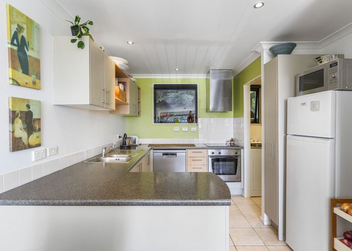  at 9/8 Monte Cassino Place, Birkdale, Auckland