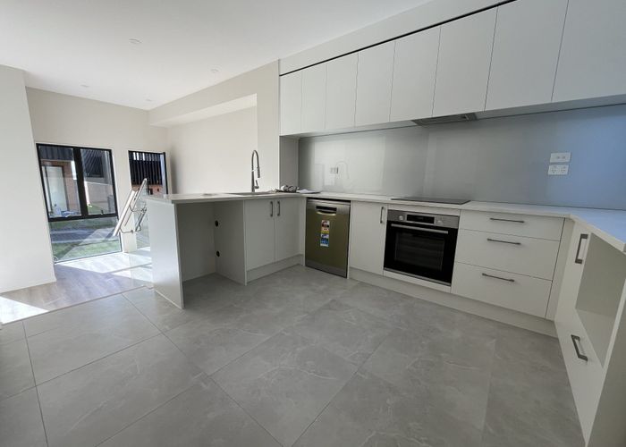  at 1/19 Kotahi Road, Mount Wellington, Auckland