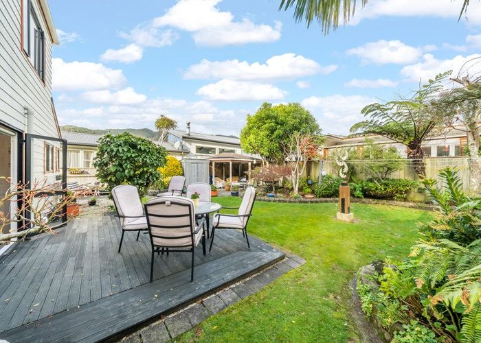  at 2/27 Korau Grove, Stokes Valley, Lower Hutt