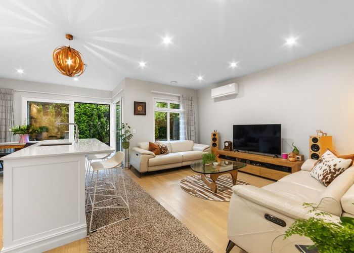  at 14 John Britten Lane, Riccarton, Christchurch City, Canterbury