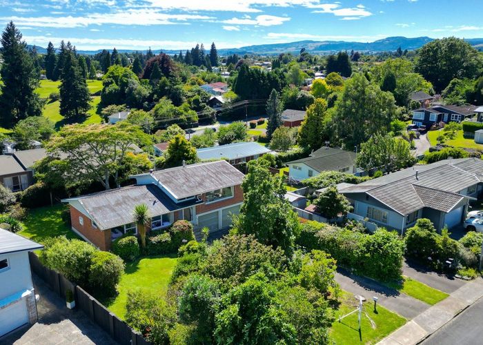  at 5 Simmonds Crescent, Springfield, Rotorua