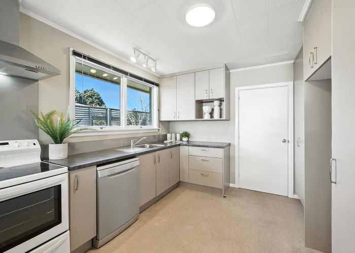  at 11 Westerleigh Street, Bishopdale, Christchurch City, Canterbury