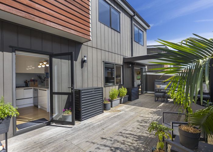  at 49C Titirangi Road, New Lynn, Waitakere City, Auckland