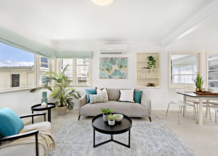  at 11 Argentine Avenue, Miramar, Wellington